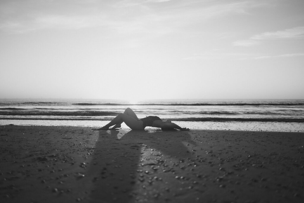 Boudoir fotoshoot op het strand